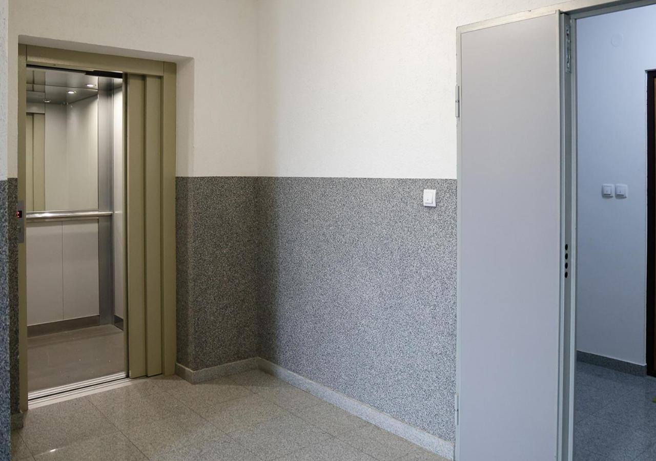 Apartman Teo Lukavica Exterior photo